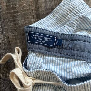 7 Inch Pull-On Shorts || Vineyard Vines